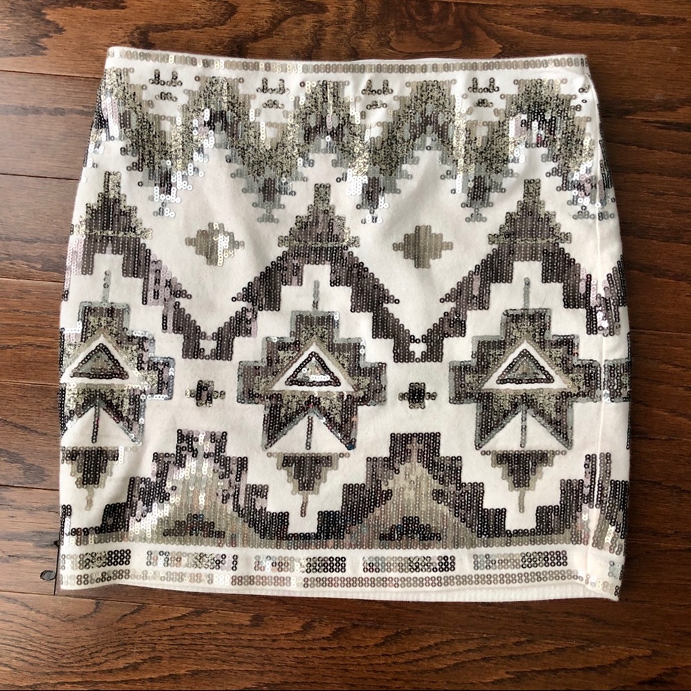 Express white skirt x-small